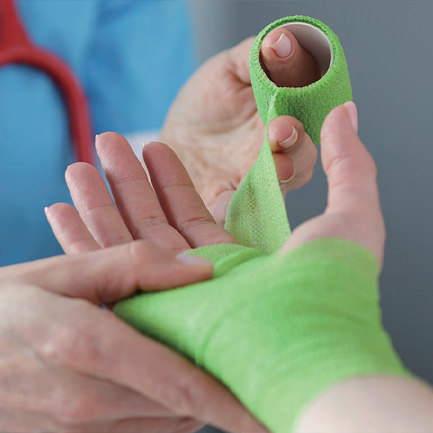 Comment utiliser un bandage cohésif non tissé ?